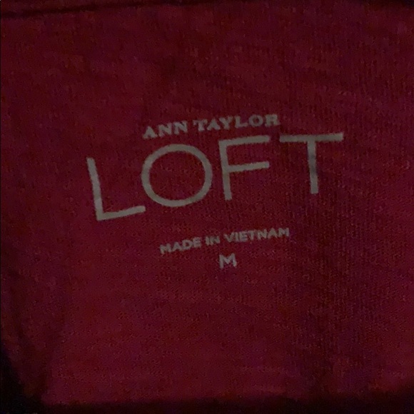 LOFT | Red Tee (Size M) - Picture 3 of 3